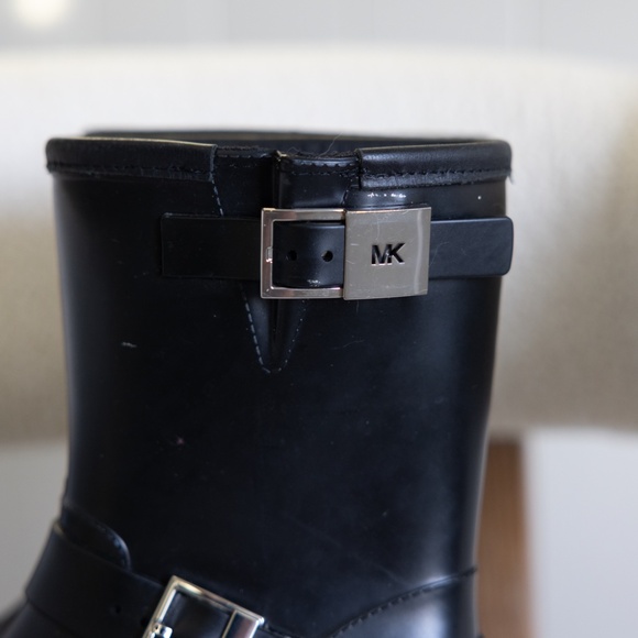 Michael Kors Moto Style Calf Height Rain Boots size US Womens 7 - Picture 4 of 14